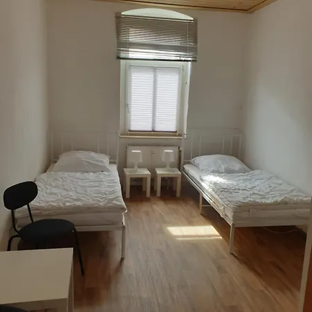 Nina 4 - Monteurwohnung 公寓 Weißenfels