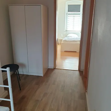 Appartement Nina 4 - Monteurwohnung *