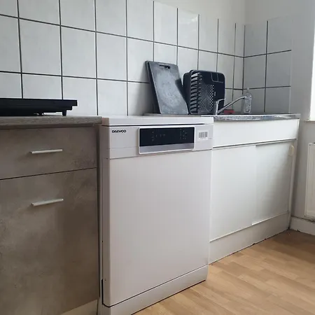 Nina 4 - Monteurwohnung Lägenhet *