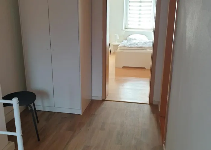 Apartmán Nina 4 - Monteurwohnung *