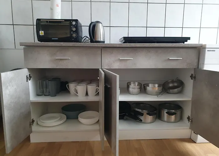 Nina 4 - Monteurwohnung * Weißenfels